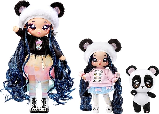 Na Na Na Surprise Family zacht poppenset van 3 met 2 fashionpoppen en 1 huisdier - Speelgoed voor kids - Panda family met lang haar poppen, 12 accessoires en outfits en een schattige pluche panda.