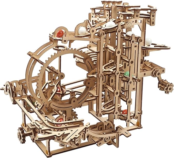 UGEARS Houten marmerlooppunt, 3D-puzzel, hout, marmer, loop, traptakel, met 3-traps liftmechanisme en 10 knikkers, kinetische doe-het-zelf marmerren houten puzzel - 3D houten puzzels volwassenen