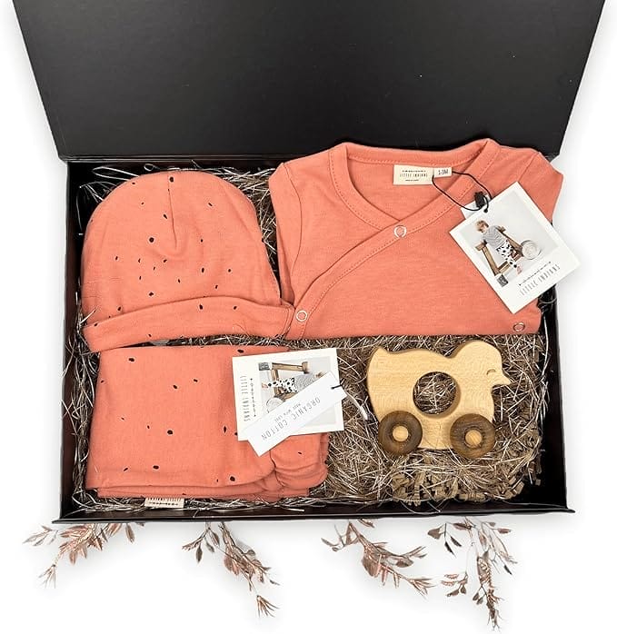 Luxe cadeau geboorte, kraamcadeau pakket meisje, cadeau baby, cadeaubox geboorte, baby shower, gender reveal, geschenk geboorte - Baby essentials pakket - oranje
